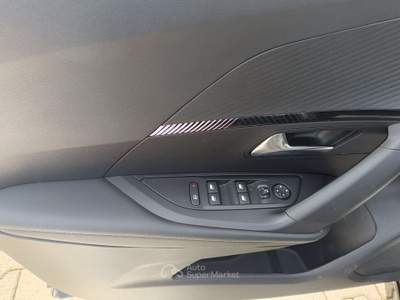 Peugeot 2008 S&S Allure Nero usata Pompei