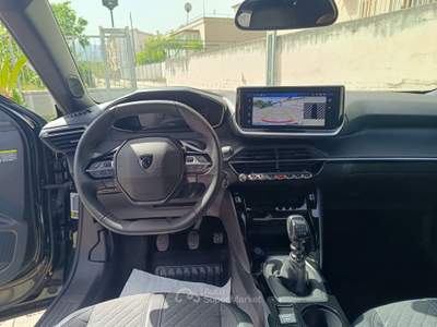 Peugeot 2008 S&S Allure Nero usata Pompei