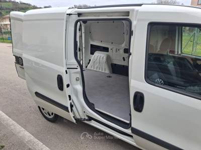 Fiat Doblò MAXI Km 115.000 - 2018 Bianco usata CASTELLALTO