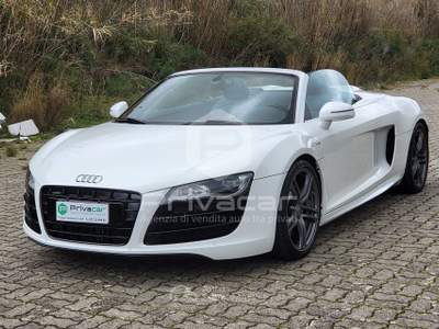 Audi R8 AUDI R8 Spyder 5.2 V10 FSI quattro R tronic Bianco usata CATANZARO