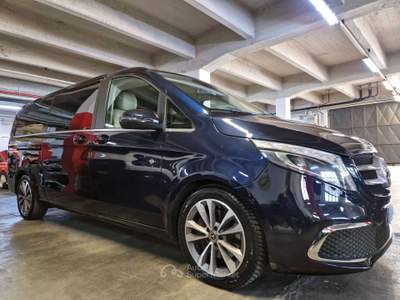 Mercedes-Benz Classe V DIESEL PREMIUM EXTRALONG 8 POSTI CV.163 Blu/Azzurro usata Torino