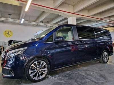 Mercedes-Benz Classe V DIESEL PREMIUM EXTRALONG 8 POSTI CV.163 Blu/Azzurro usata Torino