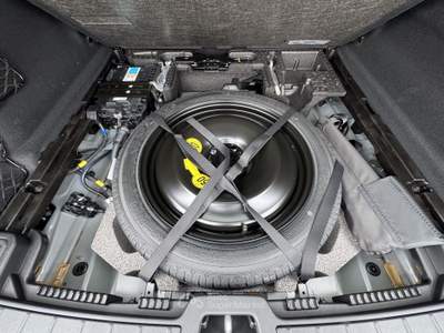 Volvo XC60 B5 AWD (Benzina/Hybrid) Automatico Core - NUOVA Blu/Azzurro usata Crocetta del Montello