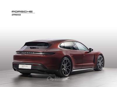 Porsche Taycan 476cv Rosso usata Grandate