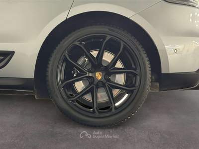Porsche Macan GTS-Pack Sport GTS-Tetto-PASM-Bumester-Iva esposta Argento usata Grandate