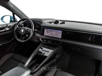 Porsche Macan BEV 4-PACK OFFROAD-ASSE STERZANTE-HEAD UP DISPLAY Blu/Azzurro usata Grandate