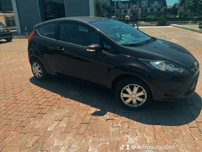 Ford Fiesta 🍒Ford Fiesta🍒 Rosso usata Roma