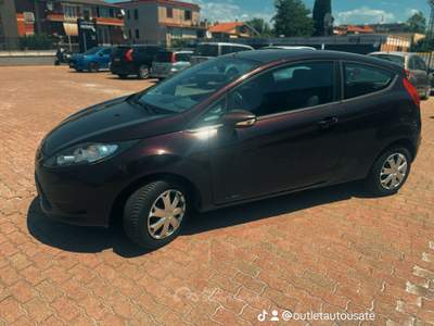 Ford Fiesta 🍒Ford Fiesta🍒 Rosso usata Roma