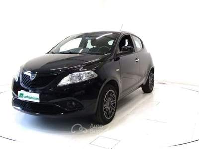 Lancia Ypsilon 1.2 Gold 5P Manuale * OK NEOPATENTATI* Nero usata Andalo Valtellino