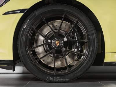 Porsche 911 Cabrio 3.6 4 GTS 541CV - Pronta Consegna - Full Giallo usata Grandate