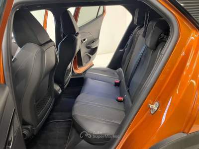 Peugeot 2008 1.5 BlueHDi EAT8 Aut. GT 5p 130CV Arancione usata Andalo Valtellino