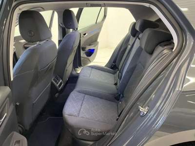 Volkswagen Golf 1.0 eTSI EVO DSG Life 5P MHEV Grigio usata Andalo Valtellino