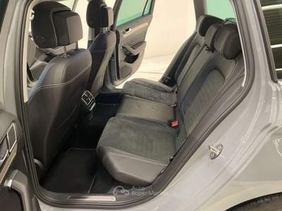 Volkswagen Passat 2.0 TDI 4MOTION DSG Executive 200CV Grigio usata Andalo Valtellino