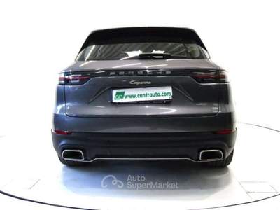 Porsche Cayenne 3.0 V6 E-Hybrid Aut. 462 CV * PELLE * Grigio usata Andalo Valtellino