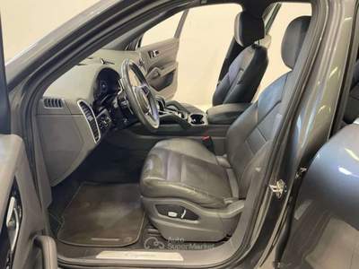 Porsche Cayenne 3.0 V6 E-Hybrid Aut. 462 CV * PELLE * Grigio usata Andalo Valtellino