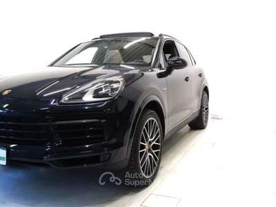 Porsche Cayenne 3.0 V6 E-Hybrid Aut. 462 CV * PELLE * TETTO * Blu/Azzurro usata Andalo Valtellino