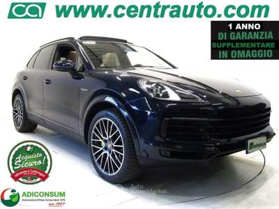 Porsche Cayenne 3.0 V6 E-Hybrid Aut. 462 CV * PELLE * TETTO * Blu/Azzurro usata Andalo Valtellino