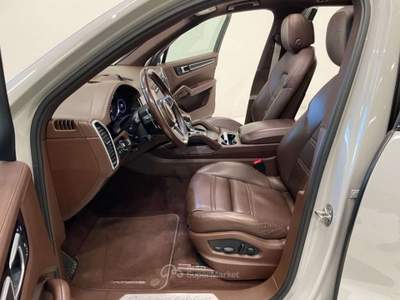 Porsche Cayenne 3.0 V6 E-Hybrid Aut. 462 CV * PELLE * TETTO * Grigio usata Andalo Valtellino