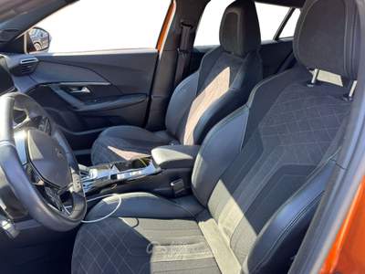 Peugeot 2008 1.2 puretech gt pack s&s 130cv eat8 usata Fisciano