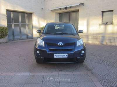 Toyota Urban Cruiser 1.4 D-4D AWD (4x4) Luxury UNICAPRO Blu/Azzurro usata Brescia