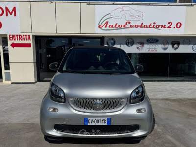 Smart ForTwo Fortwo III 2015 1.0 Passion 71cv twinamic Argento usata Pomezia