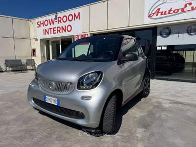 Smart ForTwo Fortwo III 2015 1.0 Passion 71cv twinamic Argento usata Pomezia