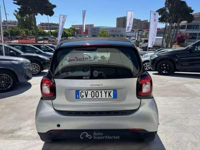 Smart ForTwo Fortwo III 2015 1.0 Passion 71cv twinamic Argento usata Pomezia