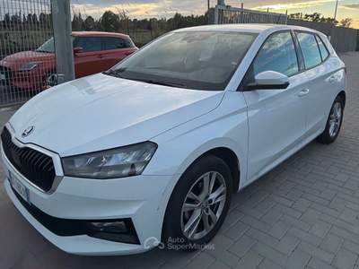 Skoda Fabia 1.0 tsi evo selection 95cv Bianco usata Fisciano