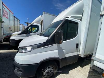 Iveco Daily 35 c14 v lh2 3520 e6d-temp furgonato in alluminio e sponda idraulica Bianco usata Fisciano