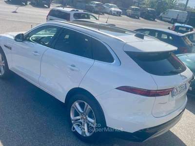 Jaguar F-Pace 2.0 250 CV AWD aut. SE Bianco usata San Maurizio Canavese