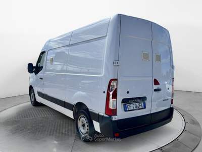 Renault Master t33 2.3 dci 135cv l2h2 ice Bianco usata Fisciano