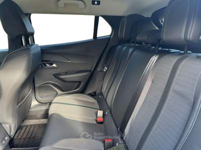 Peugeot 2008 1.5 bluehdi allure pack s&s 130cv eat8 Bianco usata Fisciano
