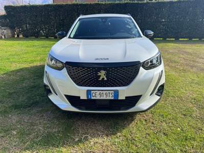 Peugeot 2008 1.5 bluehdi allure pack s&s 130cv eat8 Bianco usata Fisciano