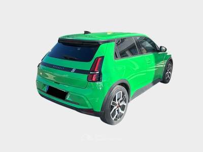 Renault 5 E-Tech Electric 120 CV Urban Range Techno Verde usata Pisa