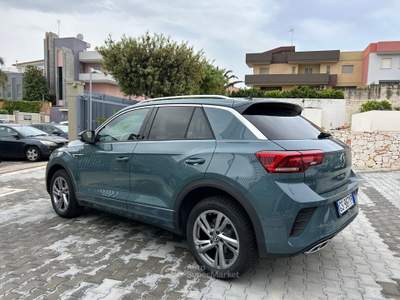 Volkswagen T-Roc ACT DSG R-Line Blu/Azzurro usata Monopoli
