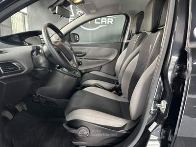 Lancia Ypsilon 1.2 69CV Gpl ecochic Nero usata Santa Maria a Monte