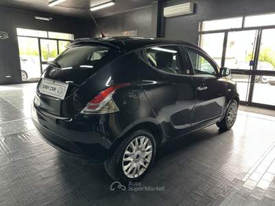Lancia Ypsilon 1.2 69CV Gpl ecochic Nero usata Santa Maria a Monte