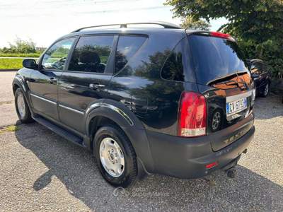SsangYong Rexton Rexton I 2.7 xdi Plus1 4x4 Nero usata Inzago