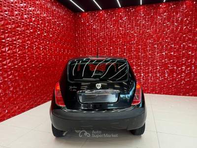 Lancia Ypsilon Argento OK NEOPATENTATI Nero usata Agliana