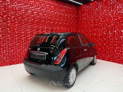 Lancia Ypsilon Argento OK NEOPATENTATI Nero usata Agliana