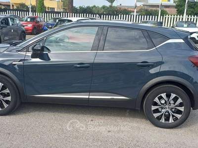Renault Captur Captur II 2019 1.3 tce Intens 140cv fap Blu/Azzurro usata Velletri