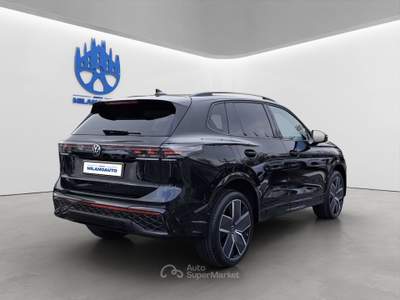 Volkswagen Tiguan 2.0 TDI DSG R-LINE 150CV *ACC+RETROCAMERA+NAVI* ONLY PROMO Nero usata Cologno Monzese