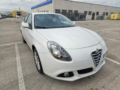 Alfa Romeo Giulietta Progression Bianco usata Barletta