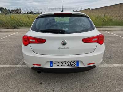 Alfa Romeo Giulietta Progression Bianco usata Barletta