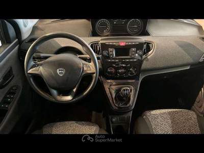 Lancia Ypsilon 5 Porte 1.2 69cv Elefantino S&S Nero usata Empoli