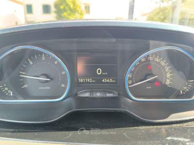 Peugeot 2008 - 2008 - BlueHDi 100 Allure Bianco usata Prato