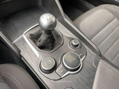 Alfa Romeo Giulia 2.2 t Business 160cv my19 BELLISSIMA Blu/Azzurro usata Cesano Maderno