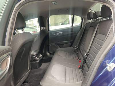 Alfa Romeo Giulia 2.2 t Business 160cv my19 BELLISSIMA Blu/Azzurro usata Cesano Maderno