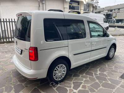 Volkswagen Caddy 1.4 TGI Trendline 7 POSTI UNICO PROPRIETARIO BELLISSIMO Bianco usata Cesano Maderno