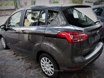 Ford B-Max Titanium 56000 km Grigio usata Lavis
